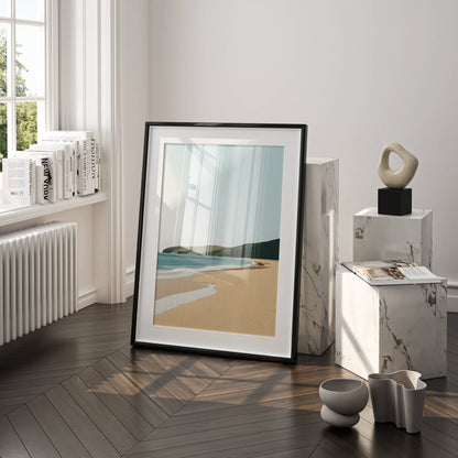 Affiche Plage Minimaliste Évasion Côtière – Paysage Marin Moderne | Poster sur Papier Mat