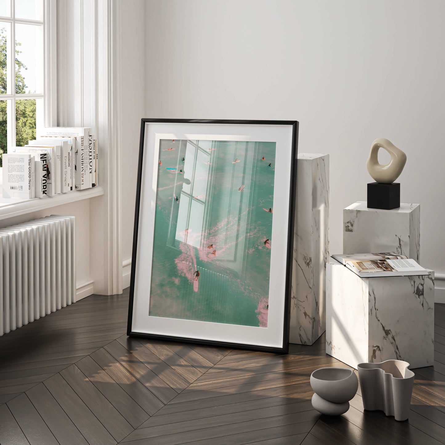 Affiche Surfeurs dans les Eaux Turquoise – Évasion Tropicale et Océan | Poster sur Papier Mat