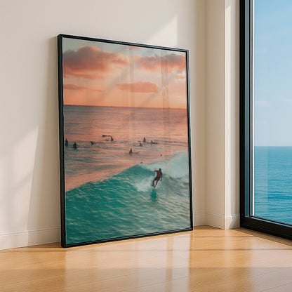 Affiche Surf au Coucher du Soleil – Vague Océanique et Horizon Doré | Poster sur Papier Mat