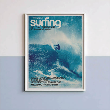 Poster Surf Rétro – Rider sur vague tropicale