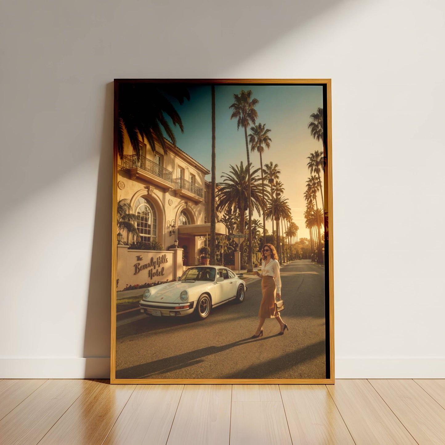 Affiche Porsche 911 Devant Grand Hôtel de Luxe – Élégance Riviera & Lifestyle Premium | Poster Automobile Vintage