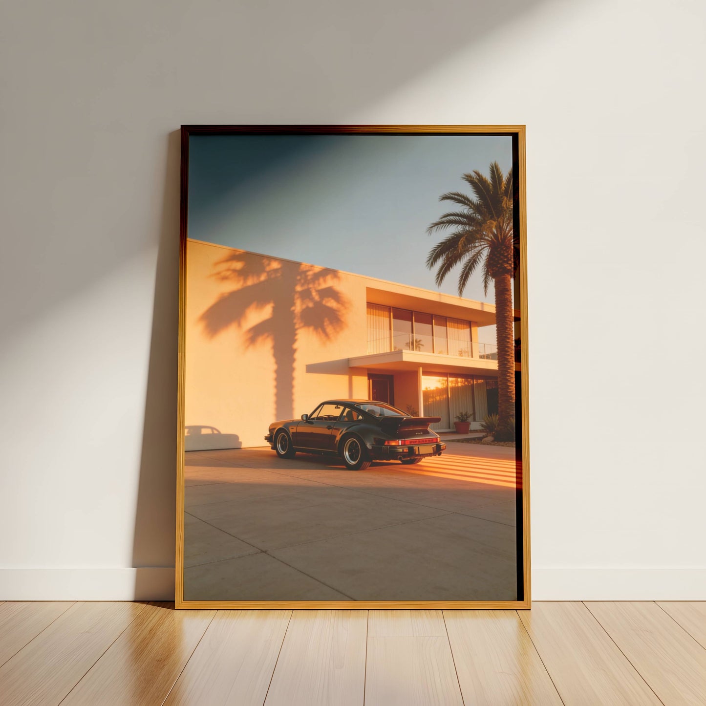 Affiche Porsche 911 Noire & Architecture Contemporaine – Jeu d’Ombres Graphiques et Lumière Dorée | Poster Design Automobile