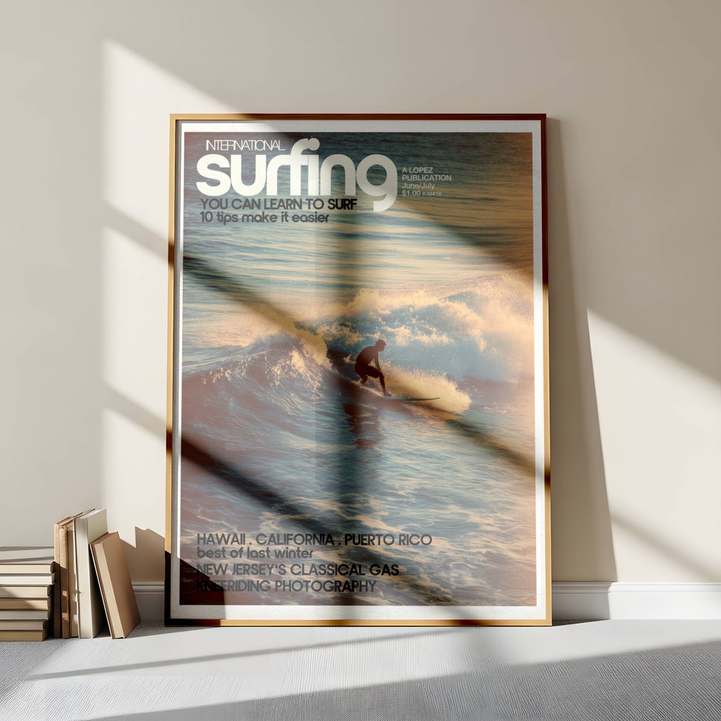 Affiche Surf Sunset – Surfeur rétro lumière dorée