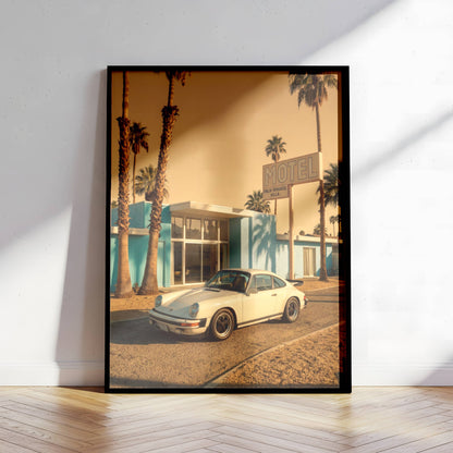 Affiche Porsche 911 devant Motel Vintage – Esprit Road Trip Américain & Architecture Mid-Century | Poster Automobile Rétro