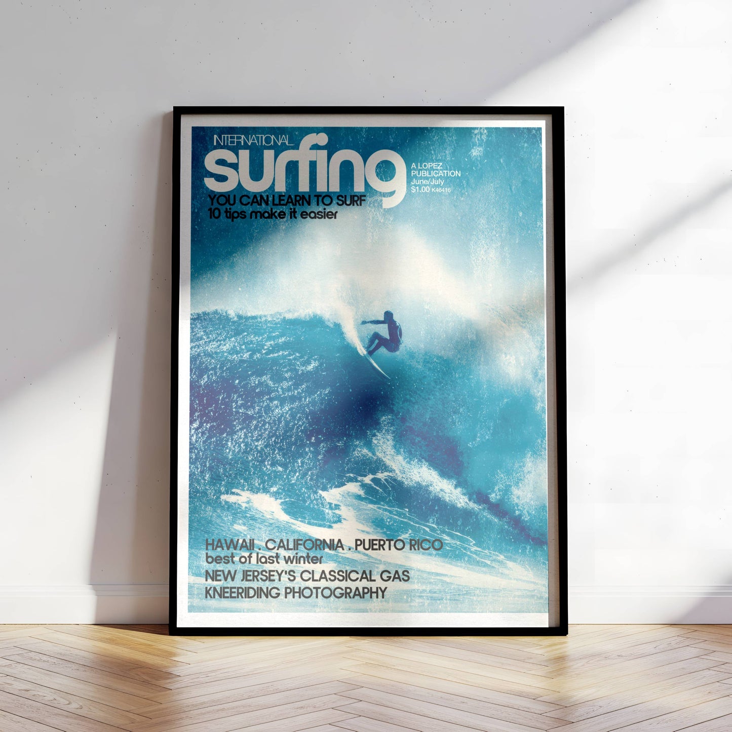 Poster Surf Rétro – Rider sur vague tropicale