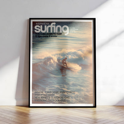 Affiche Surf Sunset – Surfeur rétro lumière dorée