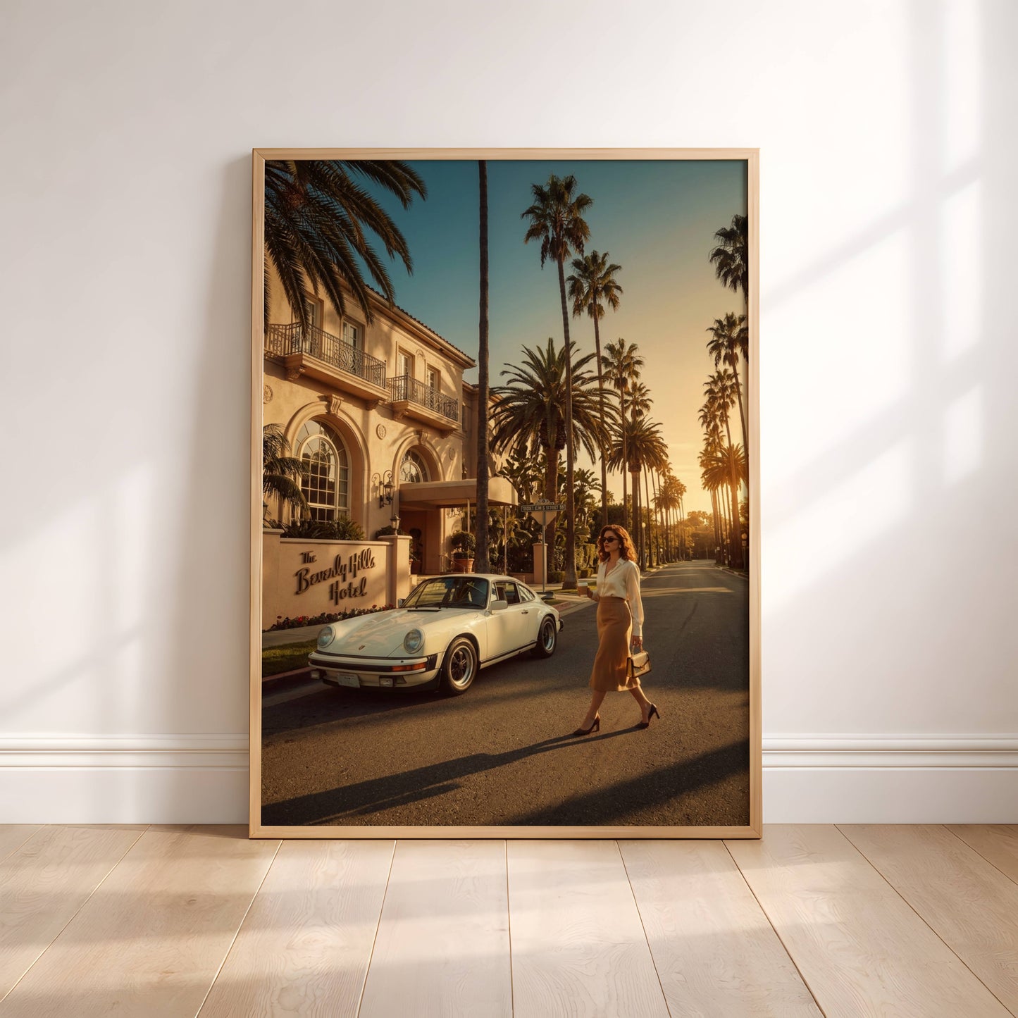 Affiche Porsche 911 Devant Grand Hôtel de Luxe – Élégance Riviera & Lifestyle Premium | Poster Automobile Vintage