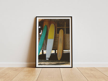 Affiche Planches de Surf Vintage – Ambiance Tropicale et Esprit Bord de Mer | Poster sur Papier Mat