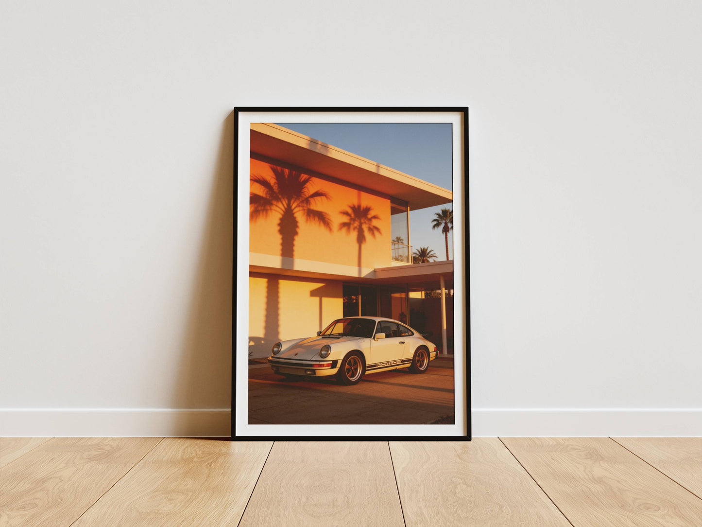 Affiche Porsche Classique devant Villa Moderniste – Architecture de Luxe & Design Rétro | Poster Automobile Premium