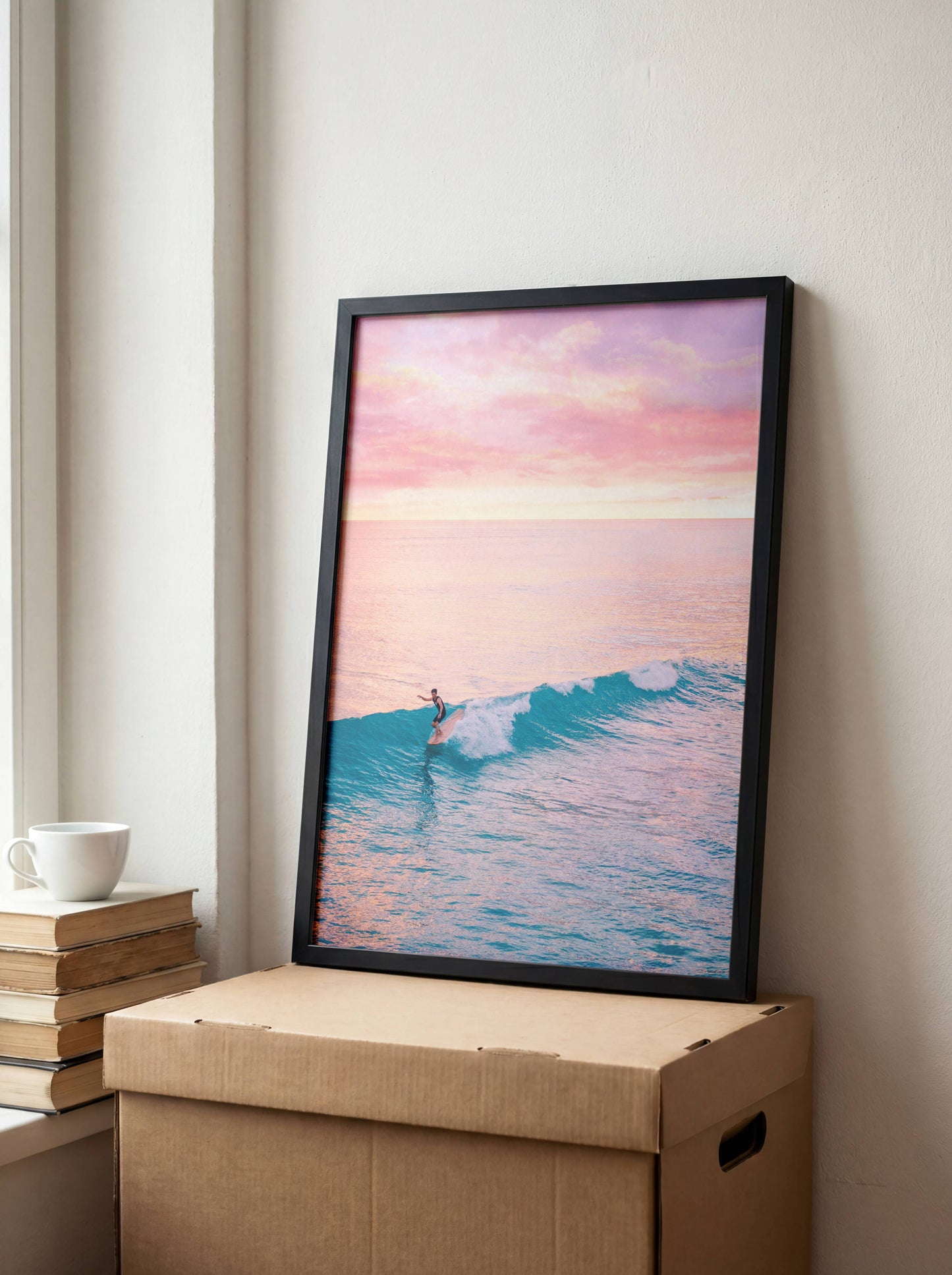 Affiche Surf au Crépuscule Rose – Vague Océanique et Ambiance Tropicale | Poster sur Papier Mat