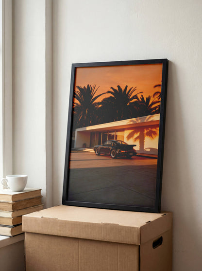 Affiche Porsche 911 au Sunset – Ambiance Cinématographique & Palmiers Tropicaux | Poster Automobile Vintage