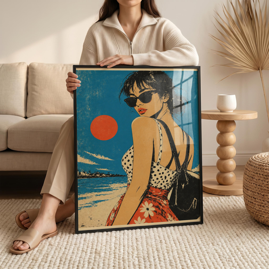 Affiche Femme à la Plage | Mode Rétro & Été