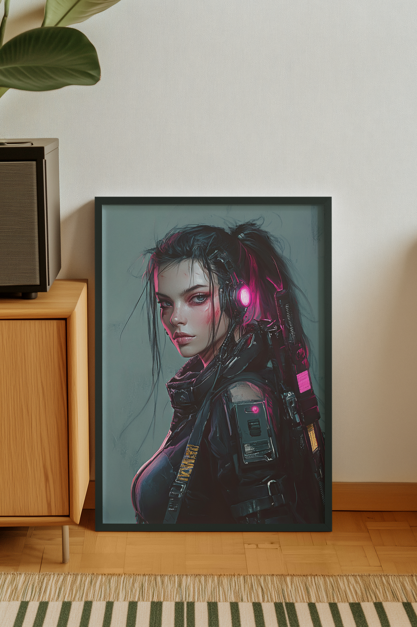 Affiche Cyber Girl #37 d'Aura Studio, art mural cyberpunk futuriste imprimé sur matériau d'impression, posée sur un sol en bois dans une pièce.